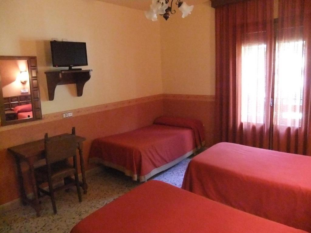 Hotel Latre Broto Room photo
