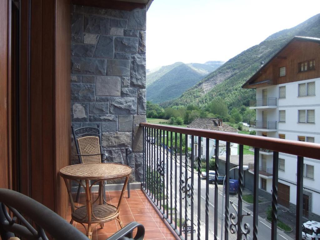 Hotel Latre Broto Room photo